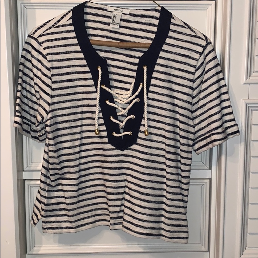 Stripe top
